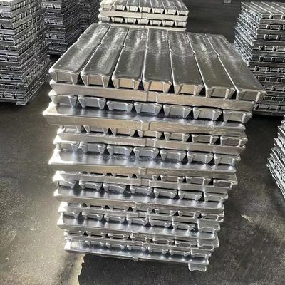 2.823g/Cc серебристый белый алюминиевый слиток YZAlSi11Cu3 слитков ADC12 железистый